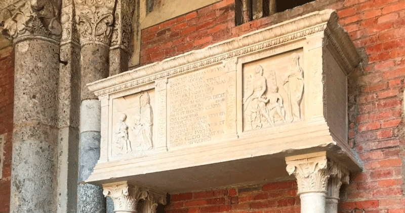 Milano, Basilica di S. Ambrogio. Il restauro del Monumento funebre di Pier Candido Decembrio